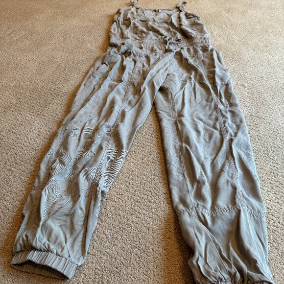 Young Fabulous & Broke Tencel Olive Green Jumpsuit Utility Jogger Sleeveless MED - Picture 1 of 11